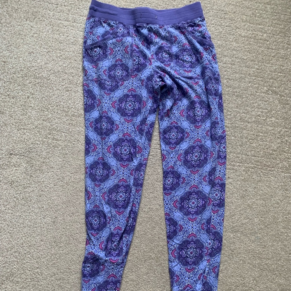 Vera Bradley jogger style pajama pants